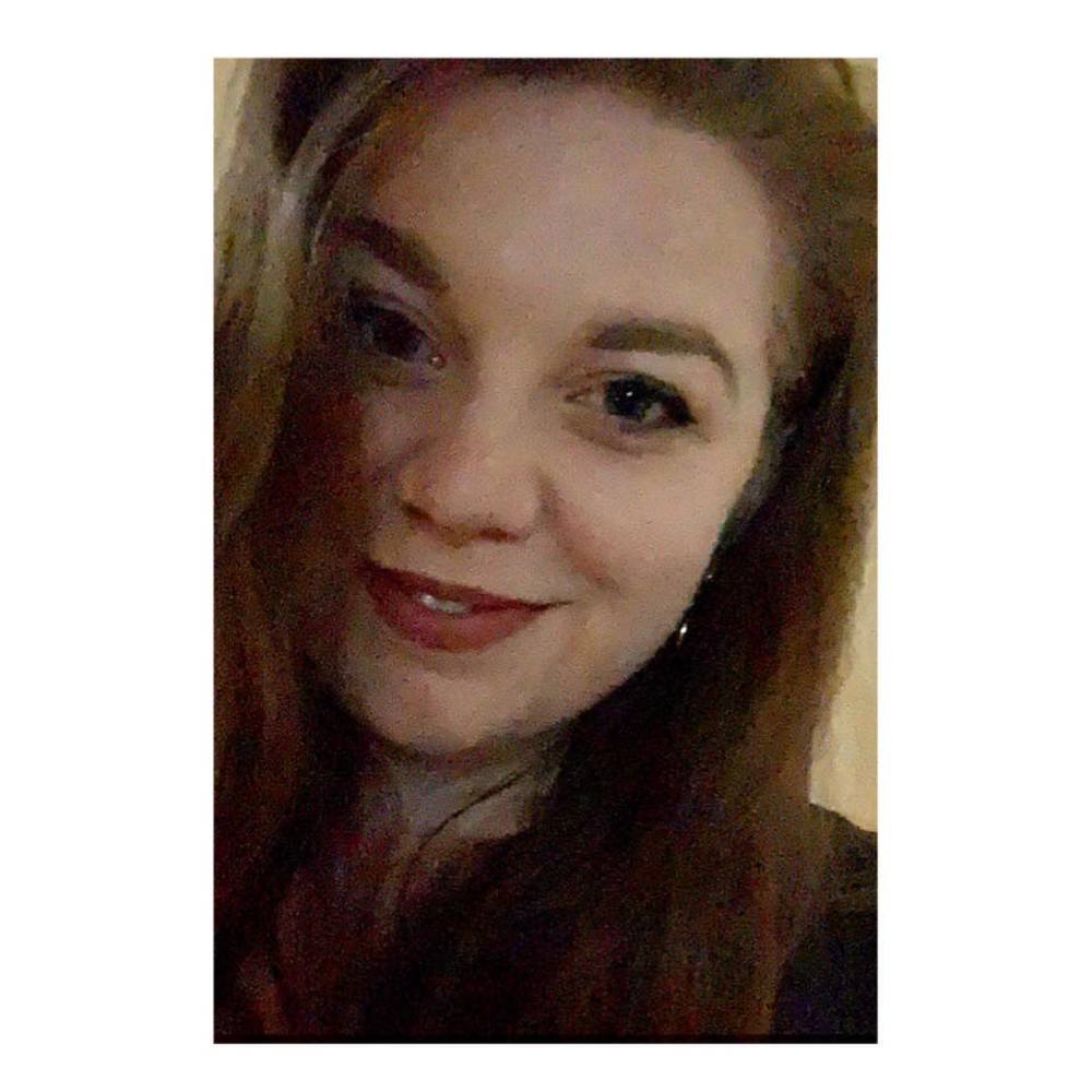 Meet your Posher, Elena